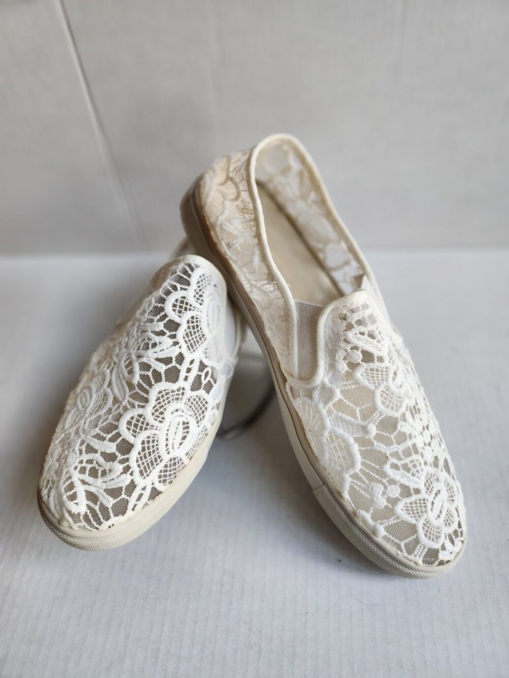 Delicate White Lace Casual Slip-Ons‎ Cottagecore Aesthetic Boho Chic Size 11